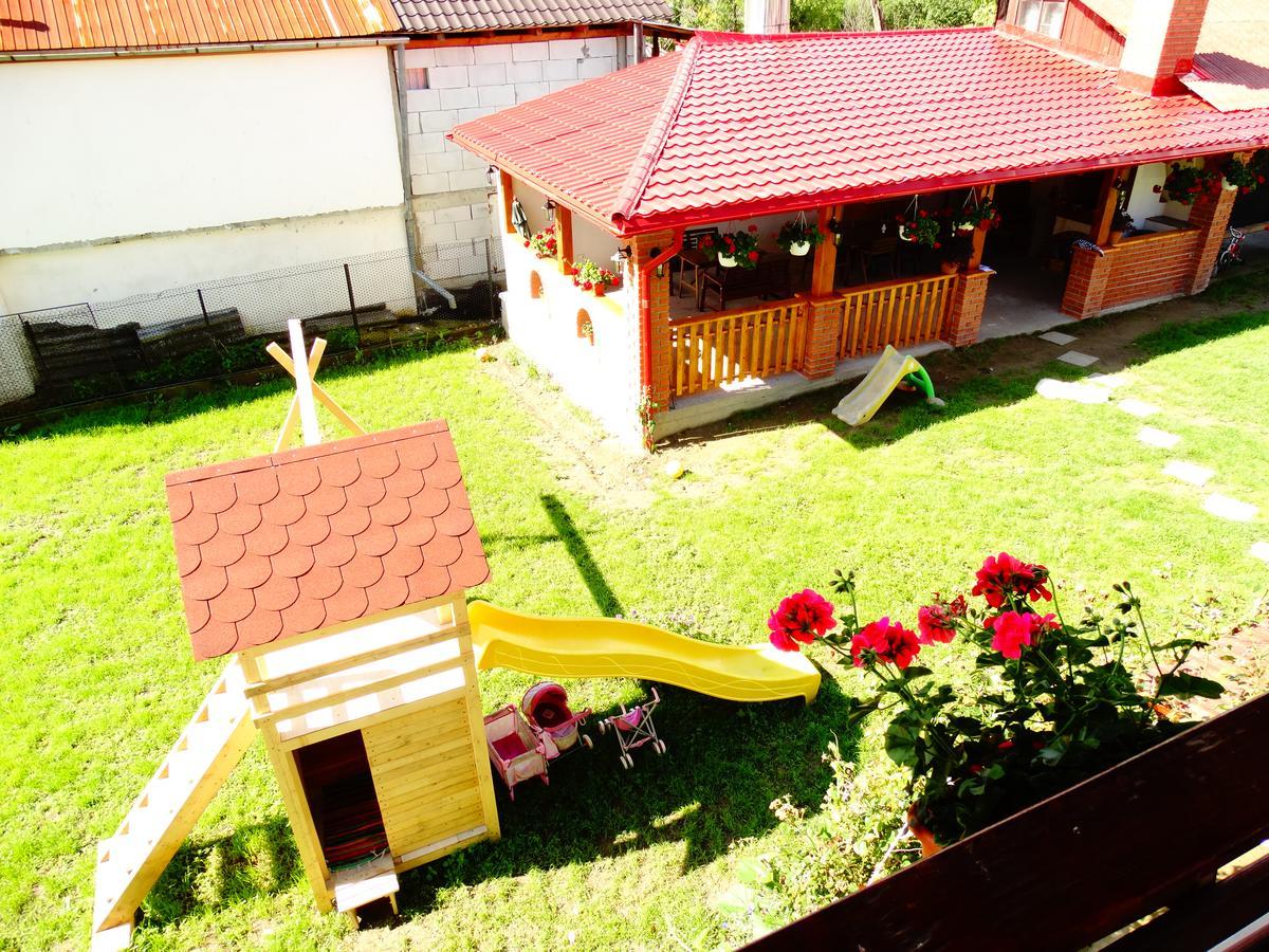 Pensiunea Casa Elena Corbeni Luaran gambar